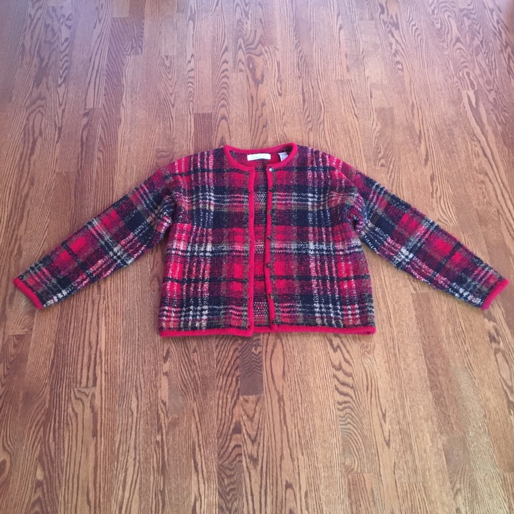 Plaid Patterned Coat Sweater